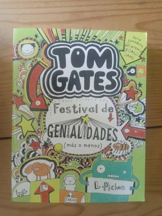 TOM GATES