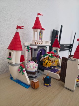 LEGO Super Mario Castillo de Bowser
