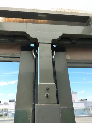 Pérgola metálica gris 3,20m
