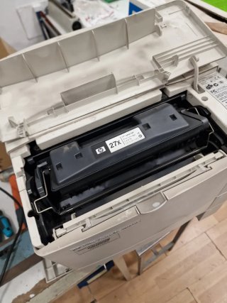 Impresora HP LaserJet 4050TN