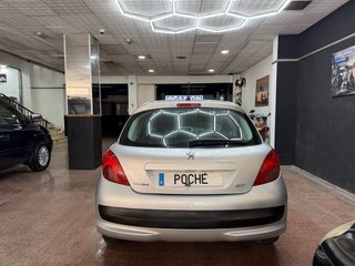 Peugeot 207 2006