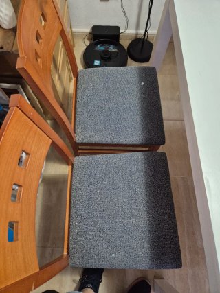 Mesa extensible y 4 sillas madera