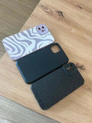 iPhone 11 Lila 128GB + Fundas