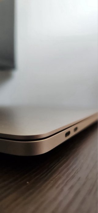 MacBook Pro 13.3 M1