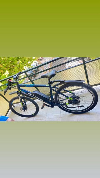 Bicicleta Eléctrica Azul y Negra
