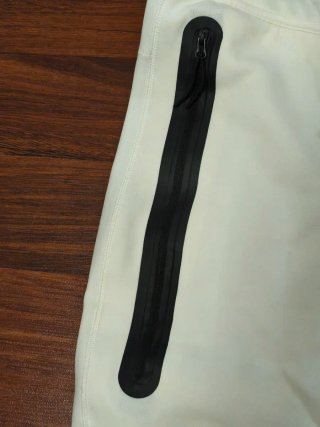 Pantalones Nike Tech Blancos