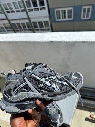 Balenciaga Runner Sneakers Grises