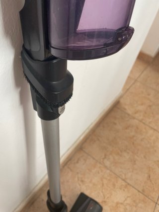 Aspiradora Rowenta Inalámbrica Morada