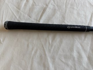 Driver TaylorMade Qi35 9° como novo /vareta R