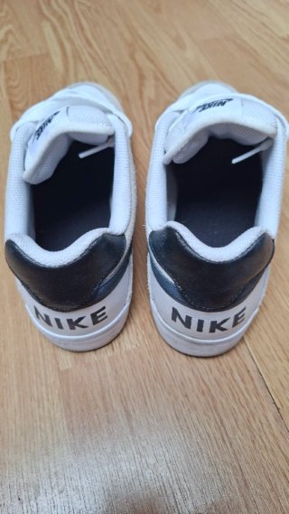Nike Delta Force Zapatillas Unisex Beige/Blanco