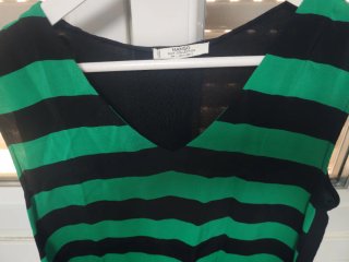 Camisa sin manga Mango rayas verde y negro