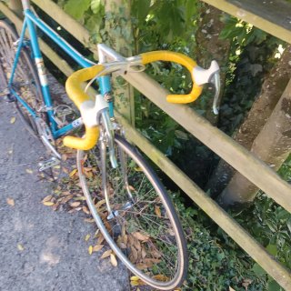Bicicleta clásica de carreras BH