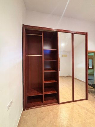 Armario ropero puertas correderas madera