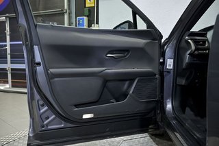 Lexus UX   2.0 250h Business