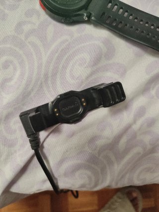 Reloj Garmin Negro y Rojo