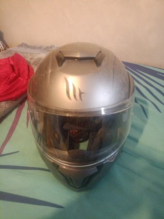 Casco de moto integral gris