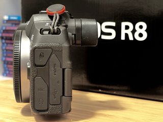 Canon R8 - NUEVA