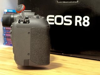 Canon R8 - NUEVA