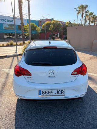 Opel Astra 2015