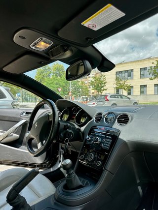 PEUGEOT RCZ