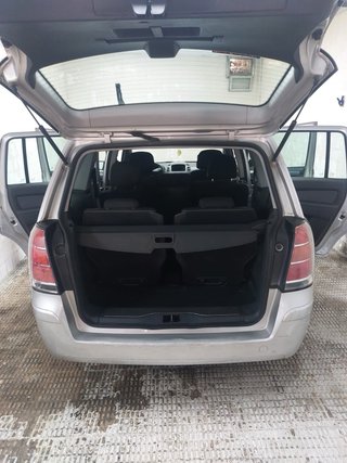 Opel Zafira b 2005