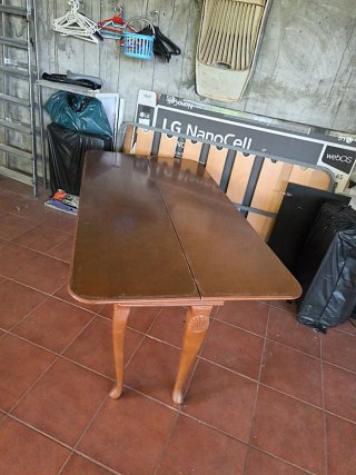 Mesa plegable de madera
