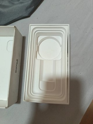 iPhone 11 128 GB Caja