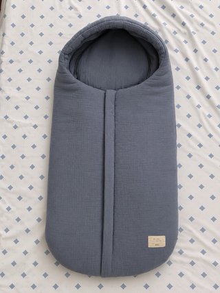 Saco bebé Mango Baby con capucha