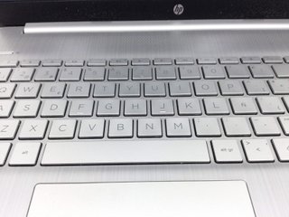 E588630-0 PC PORTATIL HP 15S