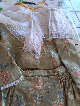 Traje de Fallera Oro y Blanco (niña)
