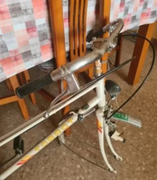 Bicicleta Clásica Blanca Para RESTAURAR