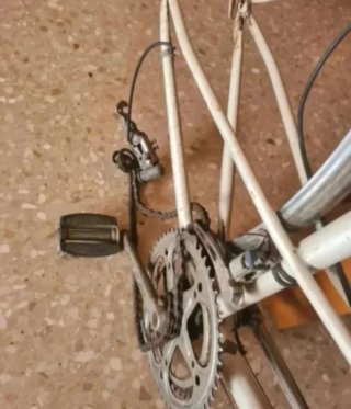 Bicicleta Clásica Blanca Para RESTAURAR