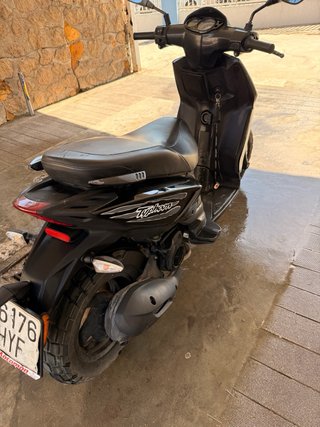 Piaggio Typhoon 125cc Negra