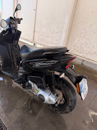 Piaggio Typhoon 125cc Negra