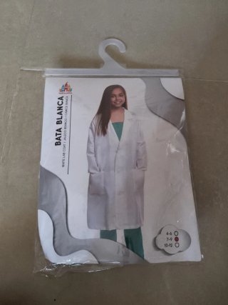 Bata Blanca Talla 4-6