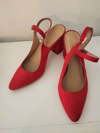 Zapatos rojos tacón slingback