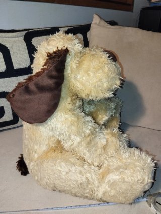 Peluche perro suave marrón y beige