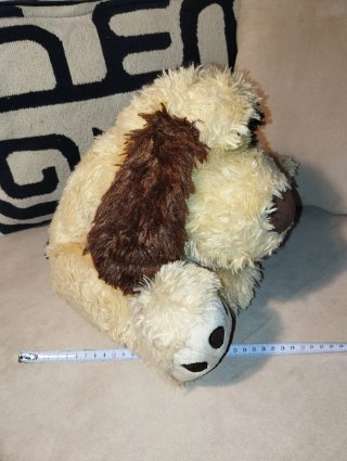 Peluche perro suave marrón y beige