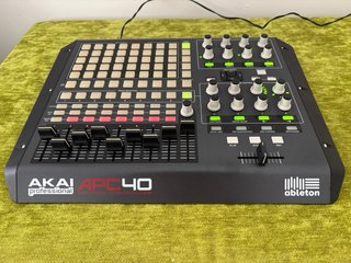 Akai APC40 Mk1 Controlador MIDI