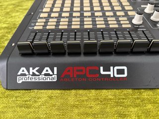 Akai APC40 Mk1 Controlador MIDI