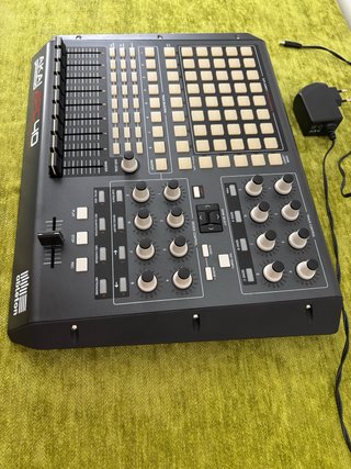 Akai APC40 Mk1 Controlador MIDI