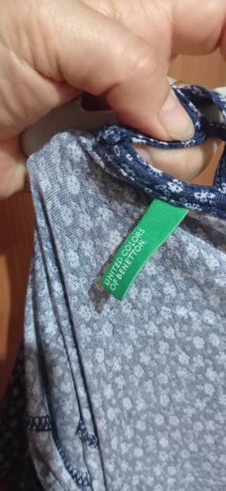 Mono corto Benetton floral azul