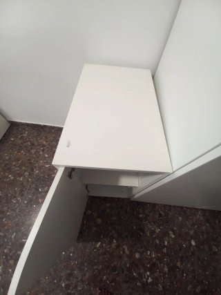 Cajonera blanca de plástico
