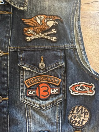 Chaleco motero Affliction con parches Talla M