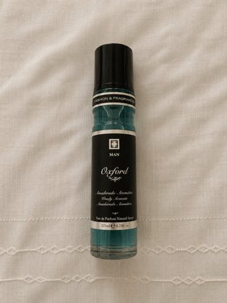 Oxford Man Eau de Parfum Natural Spray