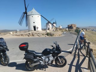 Yamaha Fazer 600 Negra