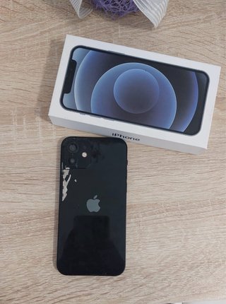 iPhone 12 64 GB Negro