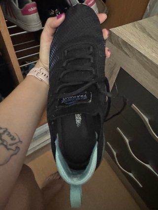 Zapatillas Skechers Training Negras y Turquesa