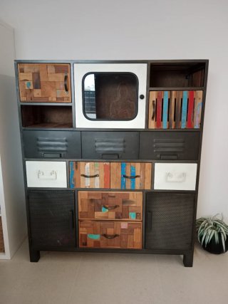 Mesa comedor, aparador  y carro de TV