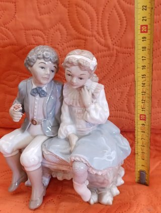 Figura porcelana Casades antigua